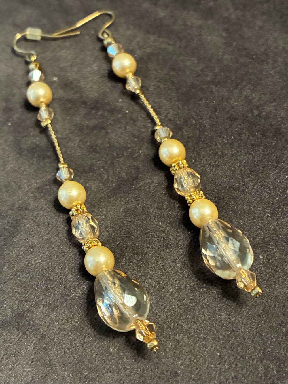 Elegant Pearl and Crystal Dangle Earrings - Gold Tone
